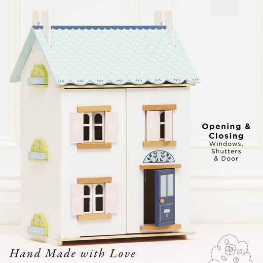 Bluebelle Wooden Dolls House detail