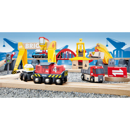 BRIO World Cargo Railway Deluxe Set