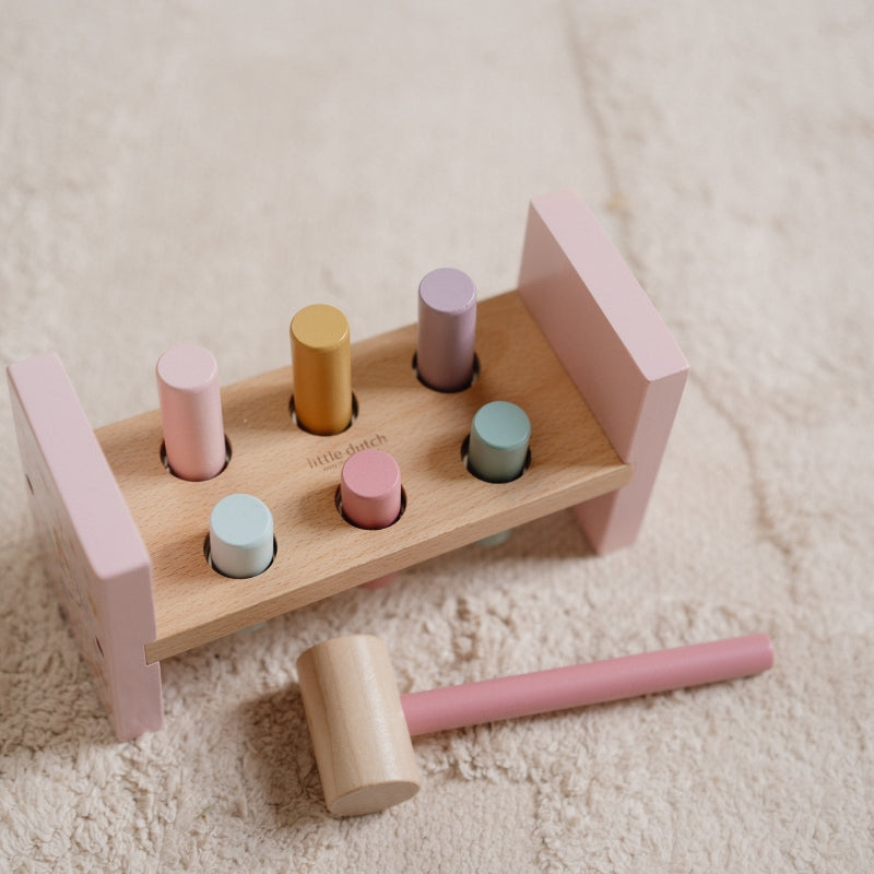 Little Dutch Hammer Bench – Fairy Garden