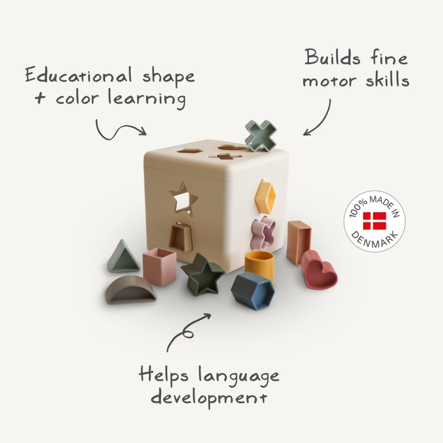 Mushie Shape Sorting Box – Petal