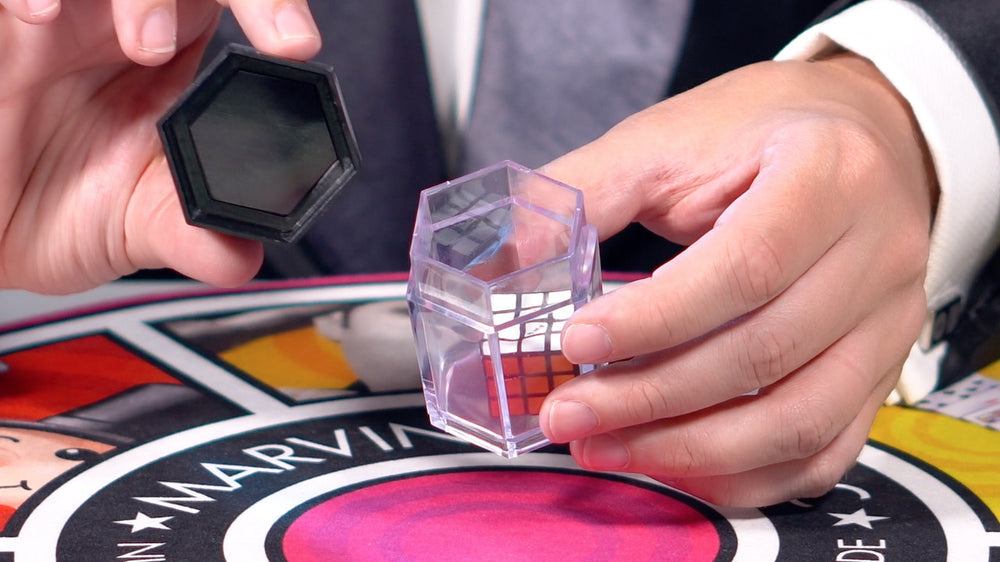Rubik’s Amazing Box of Magic Tricks