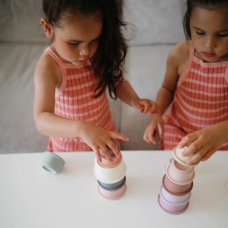 Mushie Stacking Cups – Petal