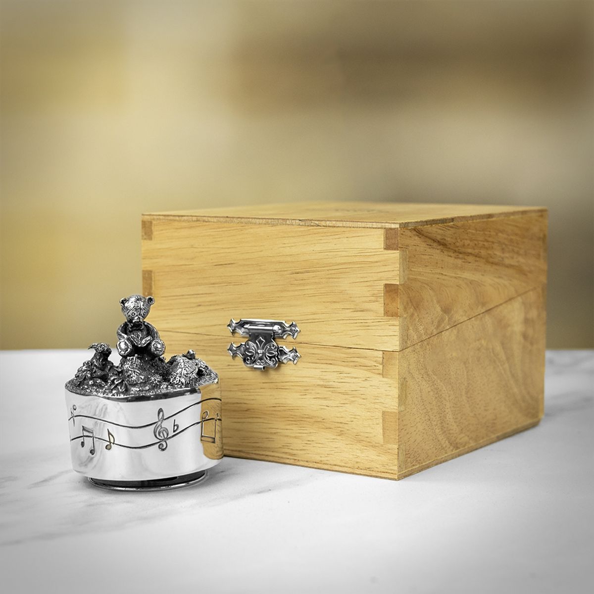 Royal Selangor Friends Pewter Music Carousel